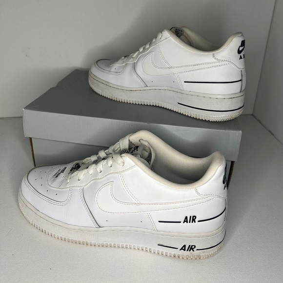 Nike Shoes - Nike Air Force 1 '07 LV8 Double Branding Size Y7